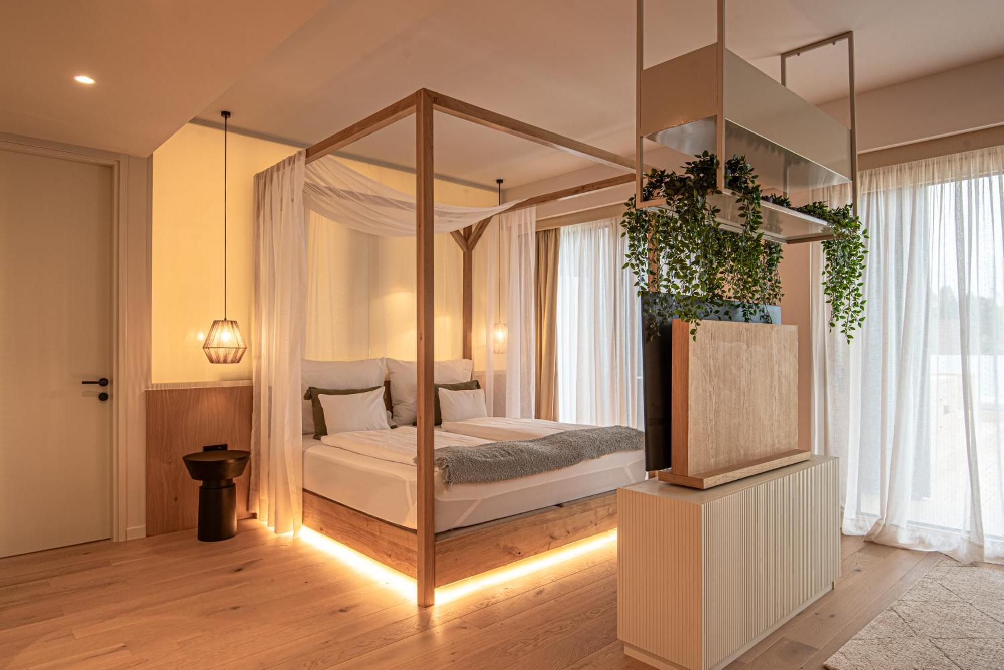 Reed Luxury Hotel By Balaton Siófok Exterior foto