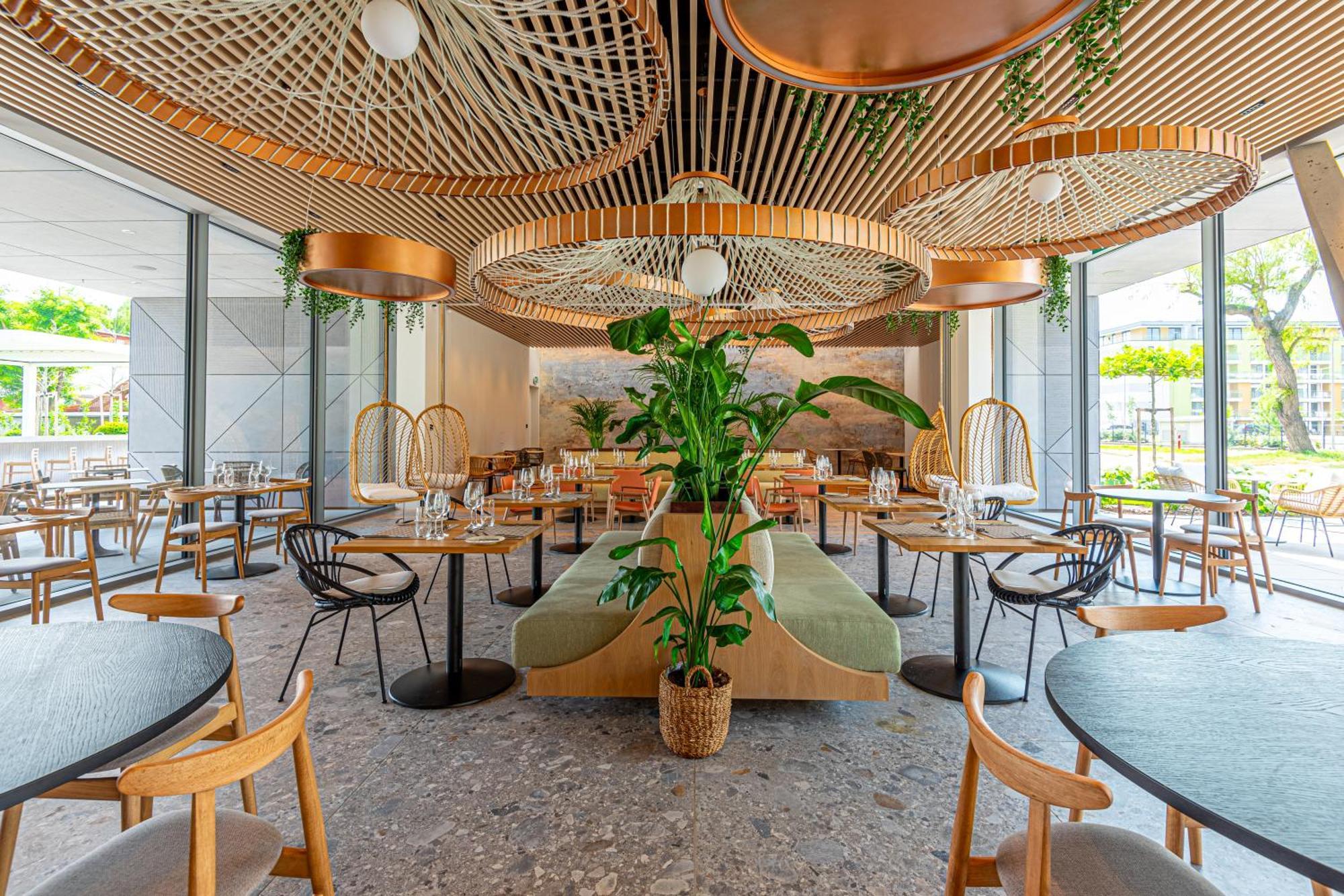 Reed Luxury Hotel By Balaton Siófok Exterior foto